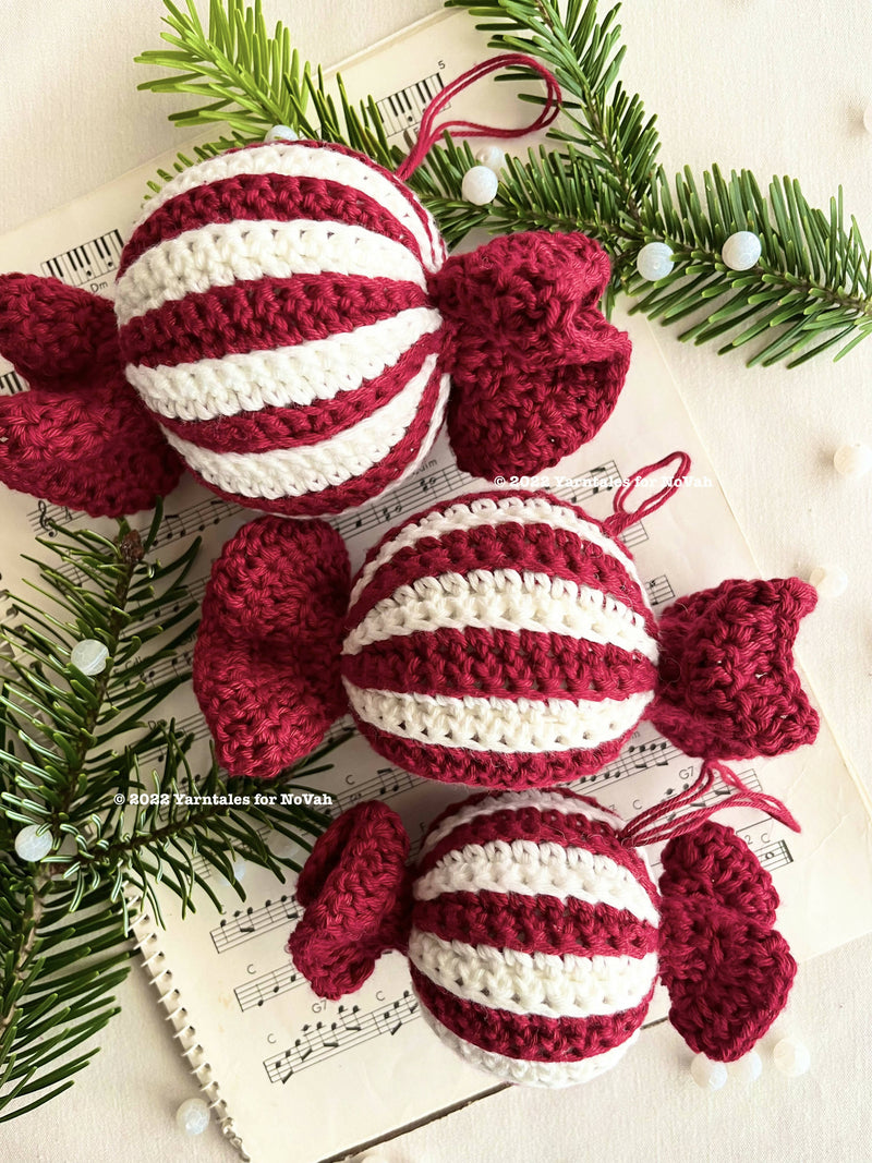 Swirly Bauble No. 5 - Hæklede Julekugler