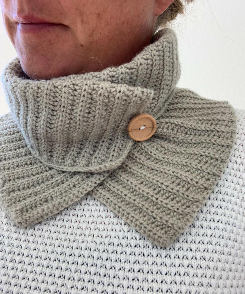 Manic Monday Neck warmer