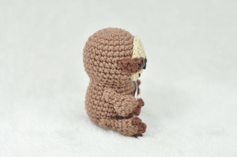 Hækleopskrift – dovendyr med sød hilsen