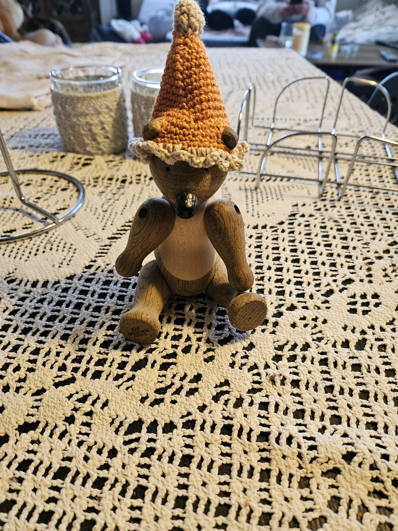 Nytårs hat til lille kb bjørn(originale version)